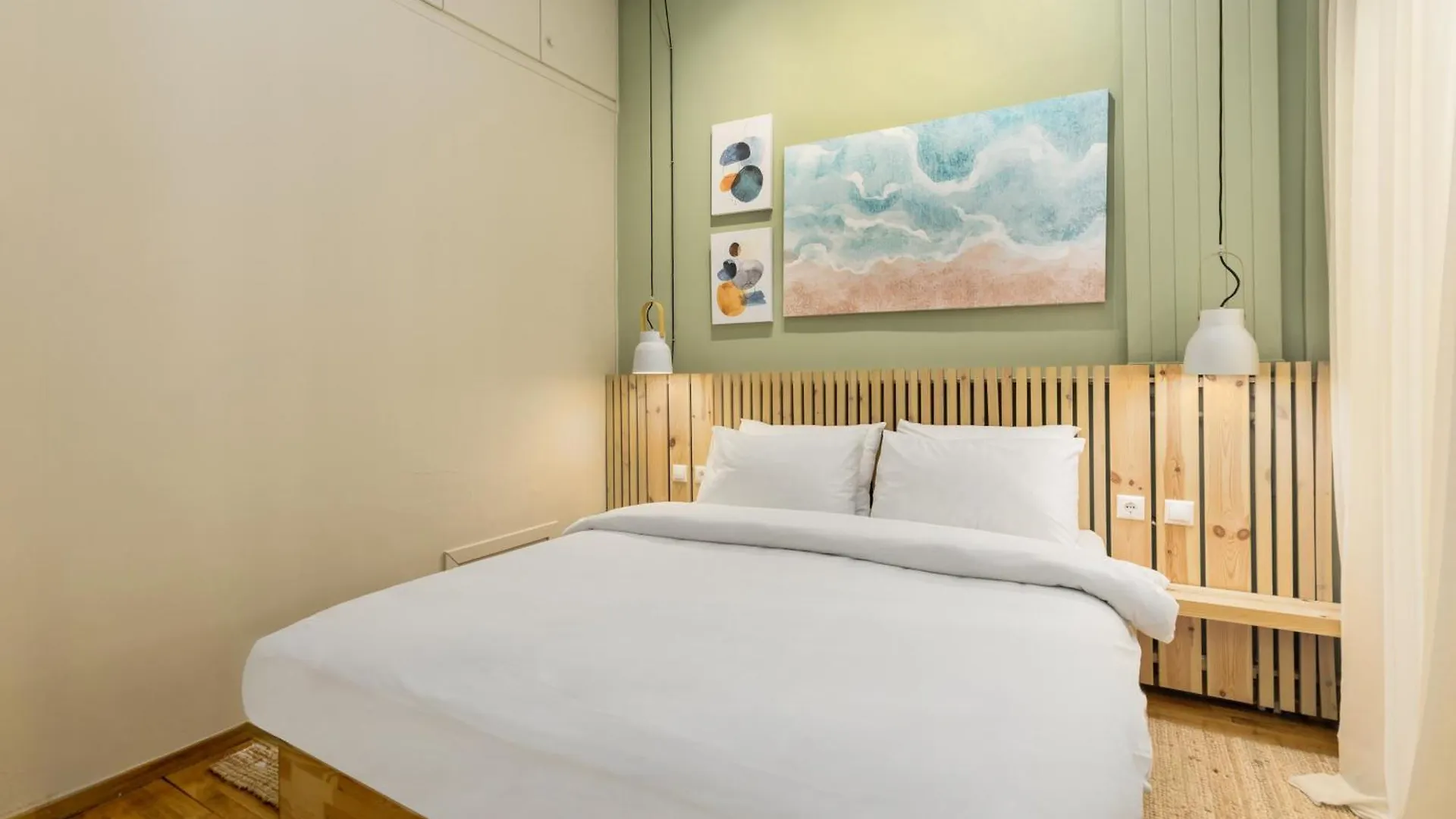 Infinity & Beyond By Halu! - Seafront Apartments Thessaloniki