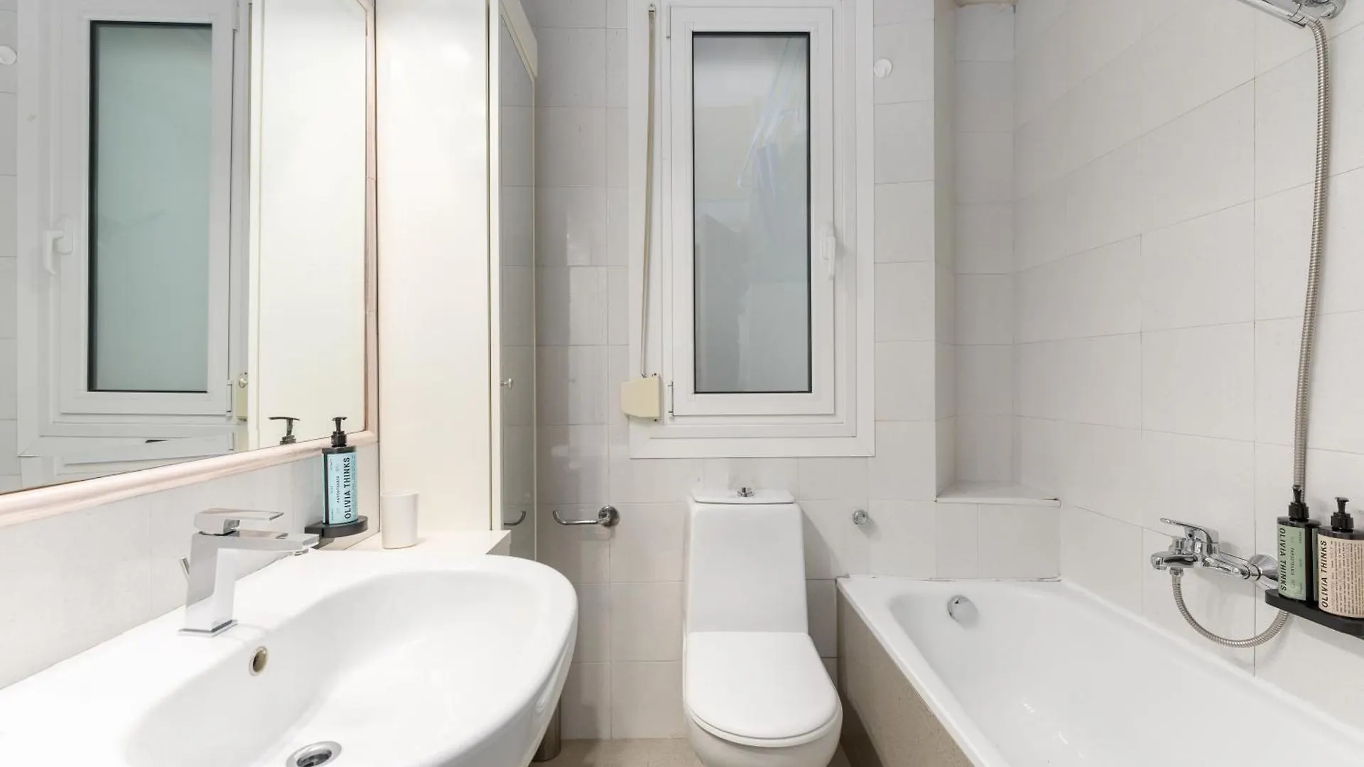 Infinity & Beyond By Halu! - Seafront Apartments Thessaloniki 0*,  Greece