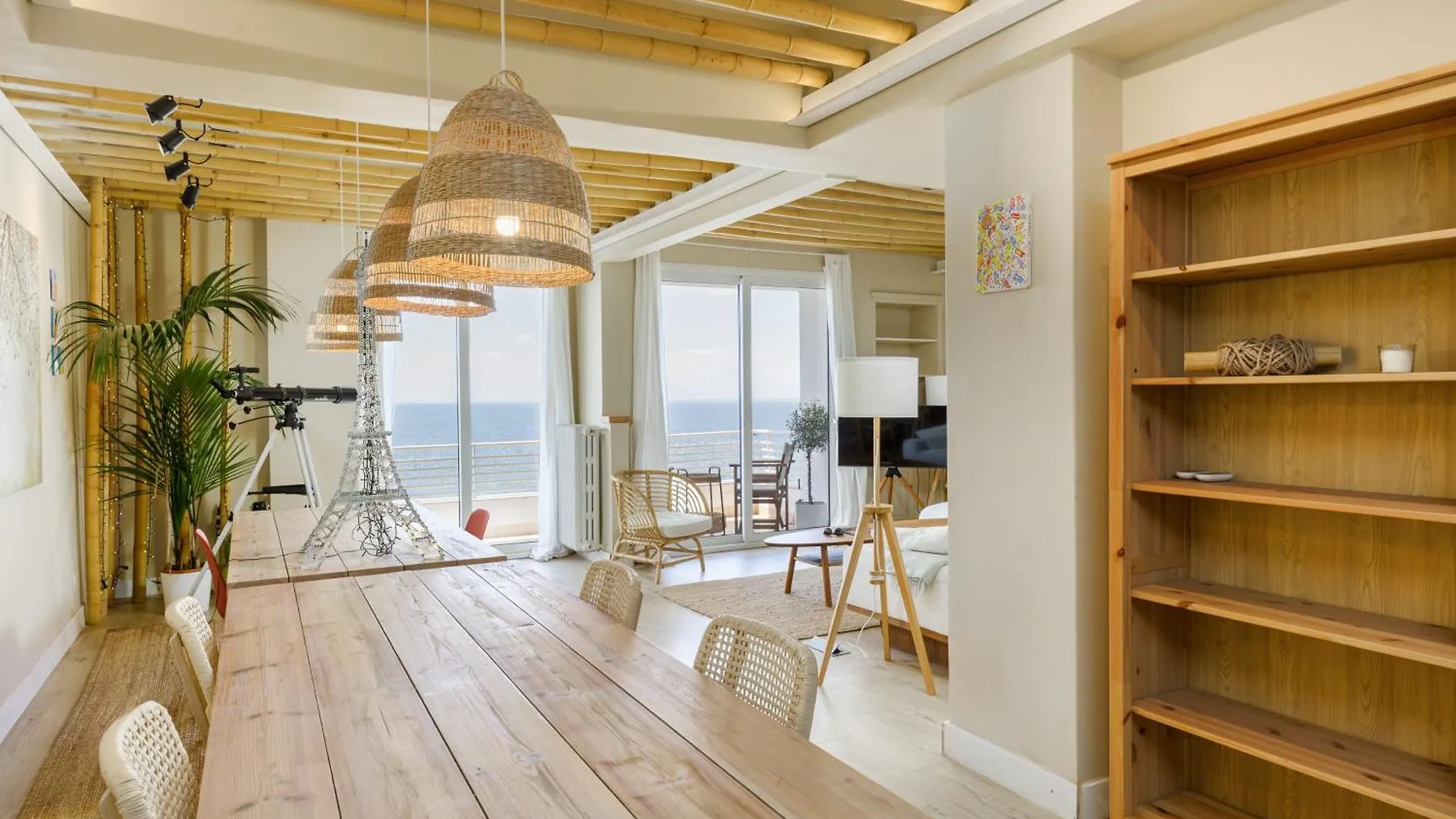 Infinity & Beyond By Halu! - Seafront Apartments Салоники
