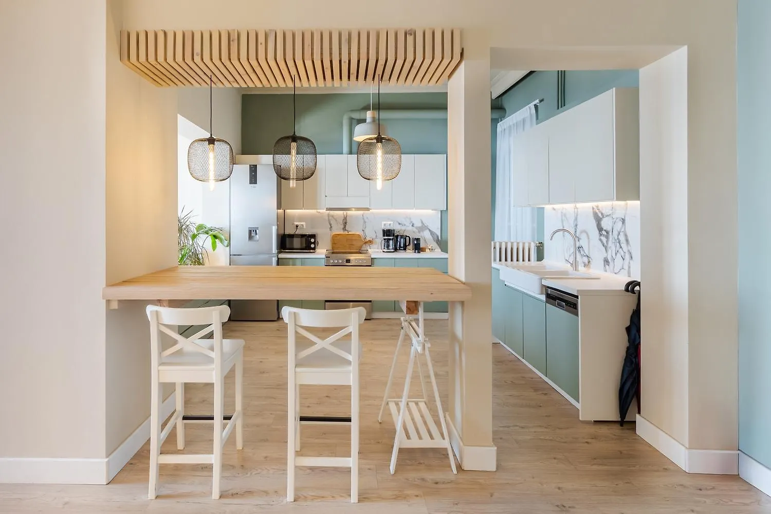 Infinity & Beyond By Halu! - Seafront Apartments Thessaloniki Greece